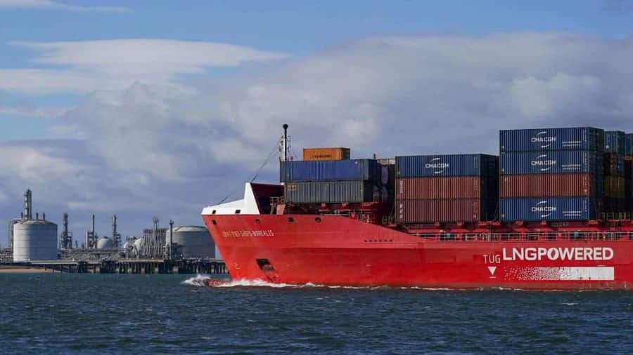 Come monitorare lo Stretto di Hormuz